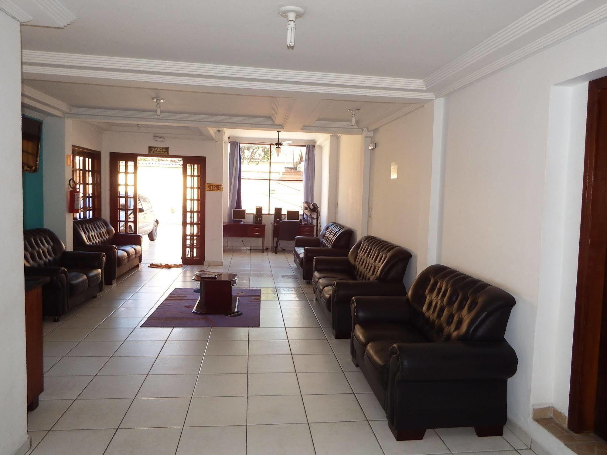 קרגואטטובה Hotel Mar מראה חיצוני תמונה